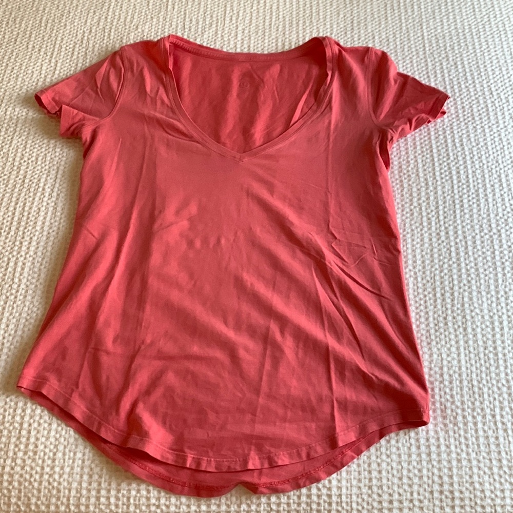 Lululemon Love V-Neck T-shirt
